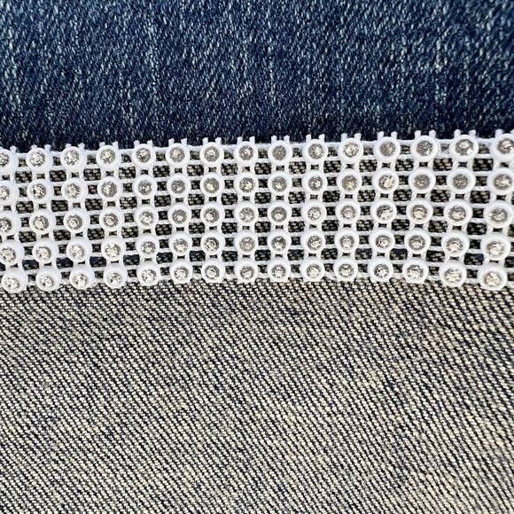 Basix II Women's Skimmer Length Folded Hem Jeans Size 6 - Picture 6 of 14